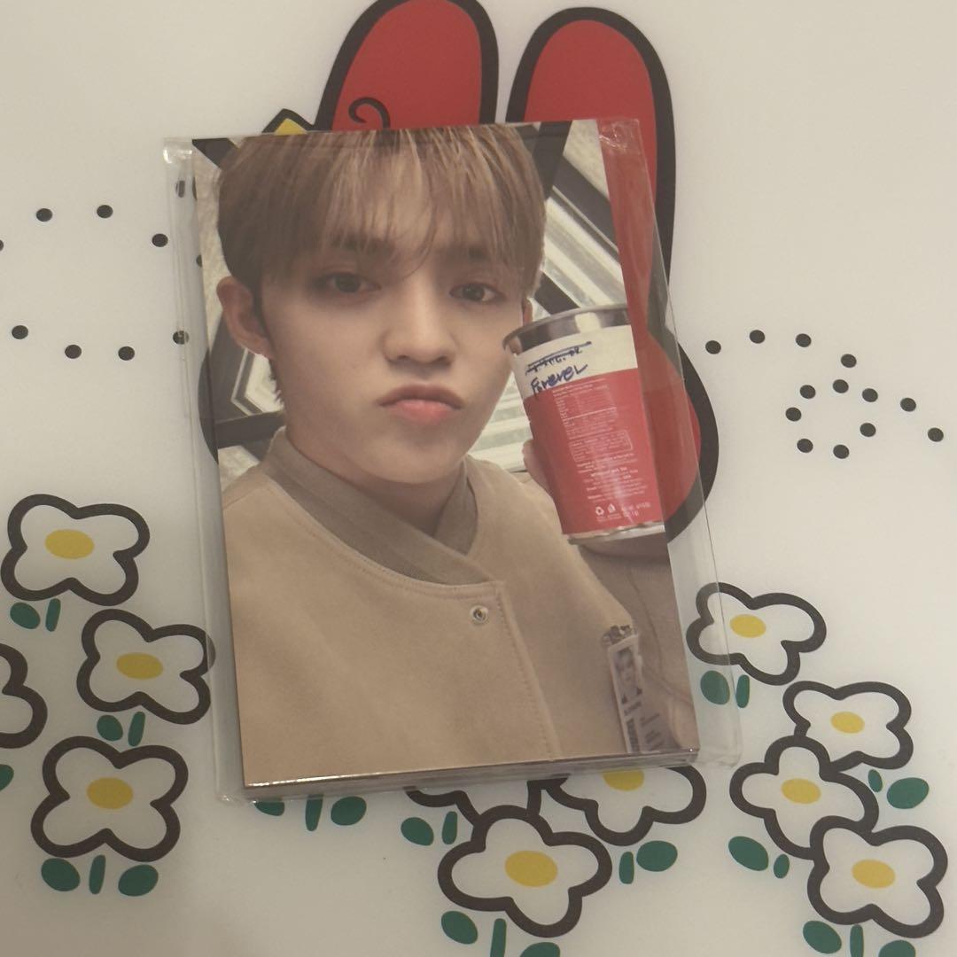 

[USED] Seventeen Expiration Date Universal Studios Japan Osaka Venue Trading Cards 13 Types Complete