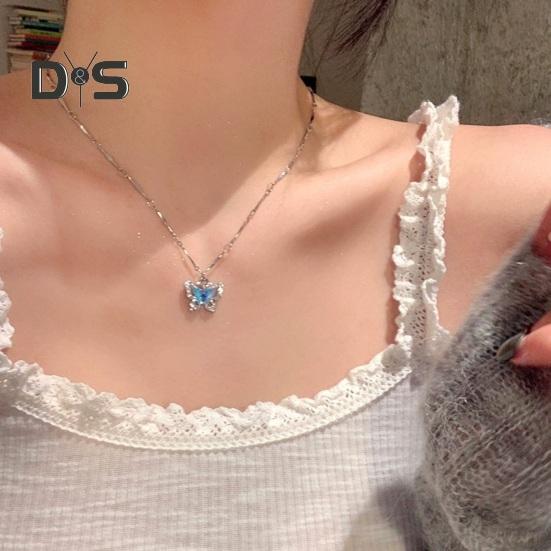 Damhalsband Fauxkristall Enkelt/Dubbelt Lager Fjärilshänge Justerbart med Förlängd Längd Studentfest Halsband Bröllop Choker