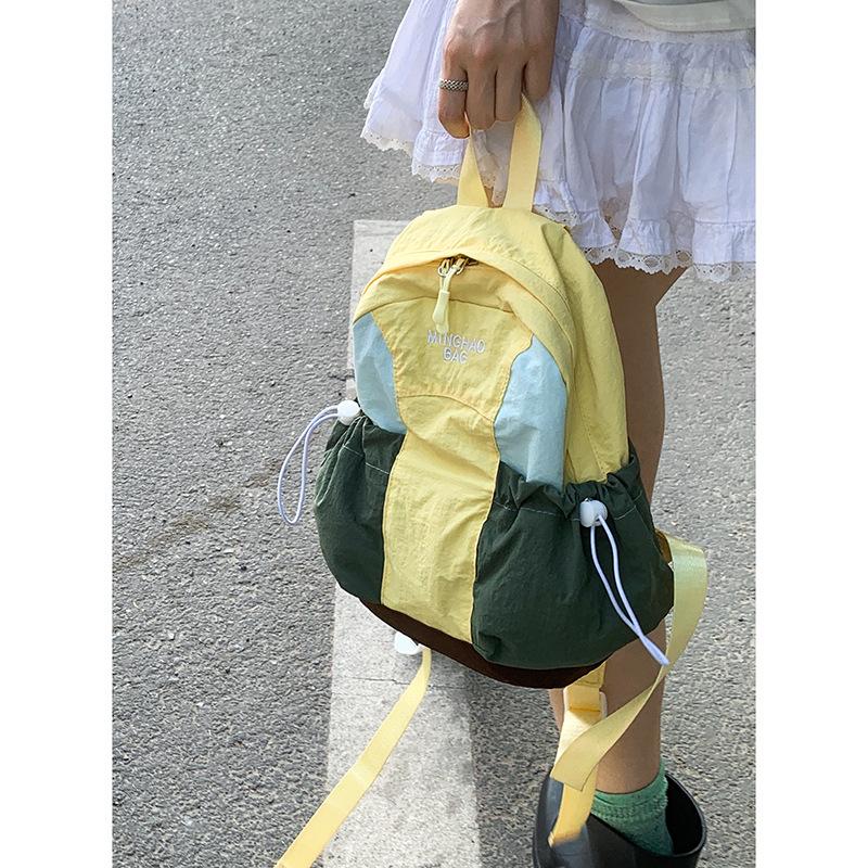 Schoolbag contrasting color backpack 1011 summer new casual and lightweight travel small backpack women high value contrasting color schoolbag women