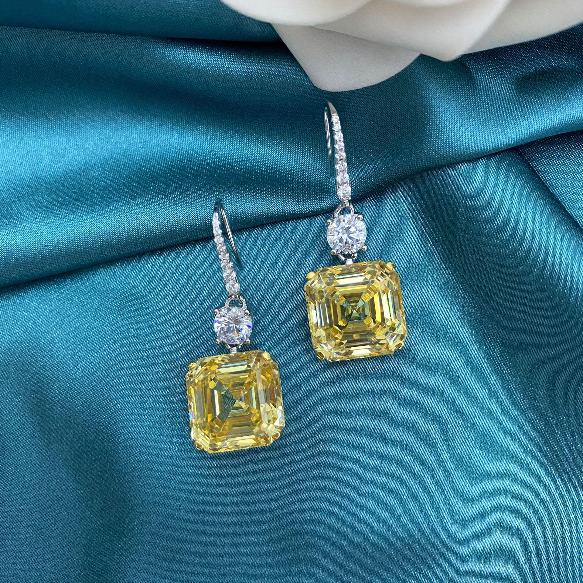 

Gica Gema Желтые серьги с высокоуглеродистыми бриллиантами Стерлингового серебра 925 пробы 14*14 мм Серьги-капли Уникальный дизайн Романтические изящные ювелирные изделия Подарки для свадебной вечеринки 925 Silver жёлтый