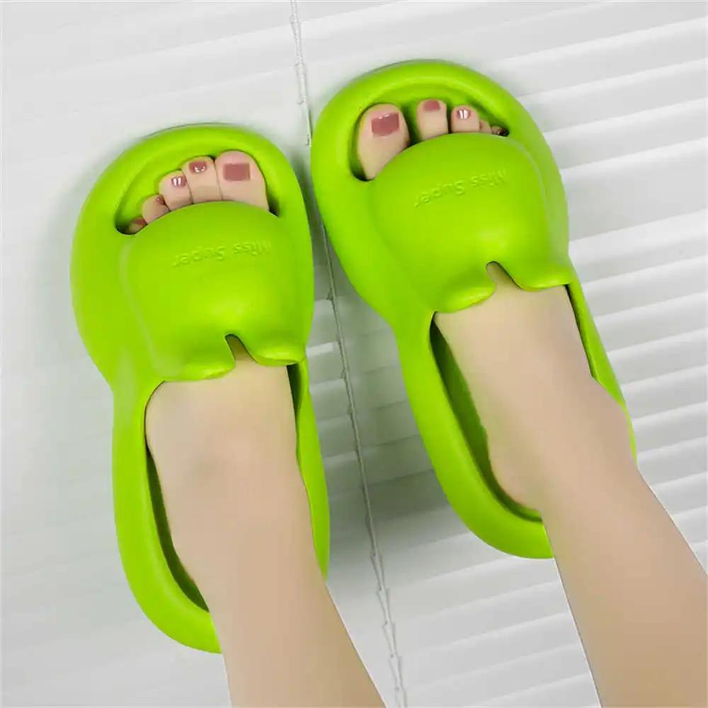 Light Weight Round Toe Sports Shoes For Running Men Anti-slip Sandal Men's Slipper Size 46 Sneakers Street Mobile