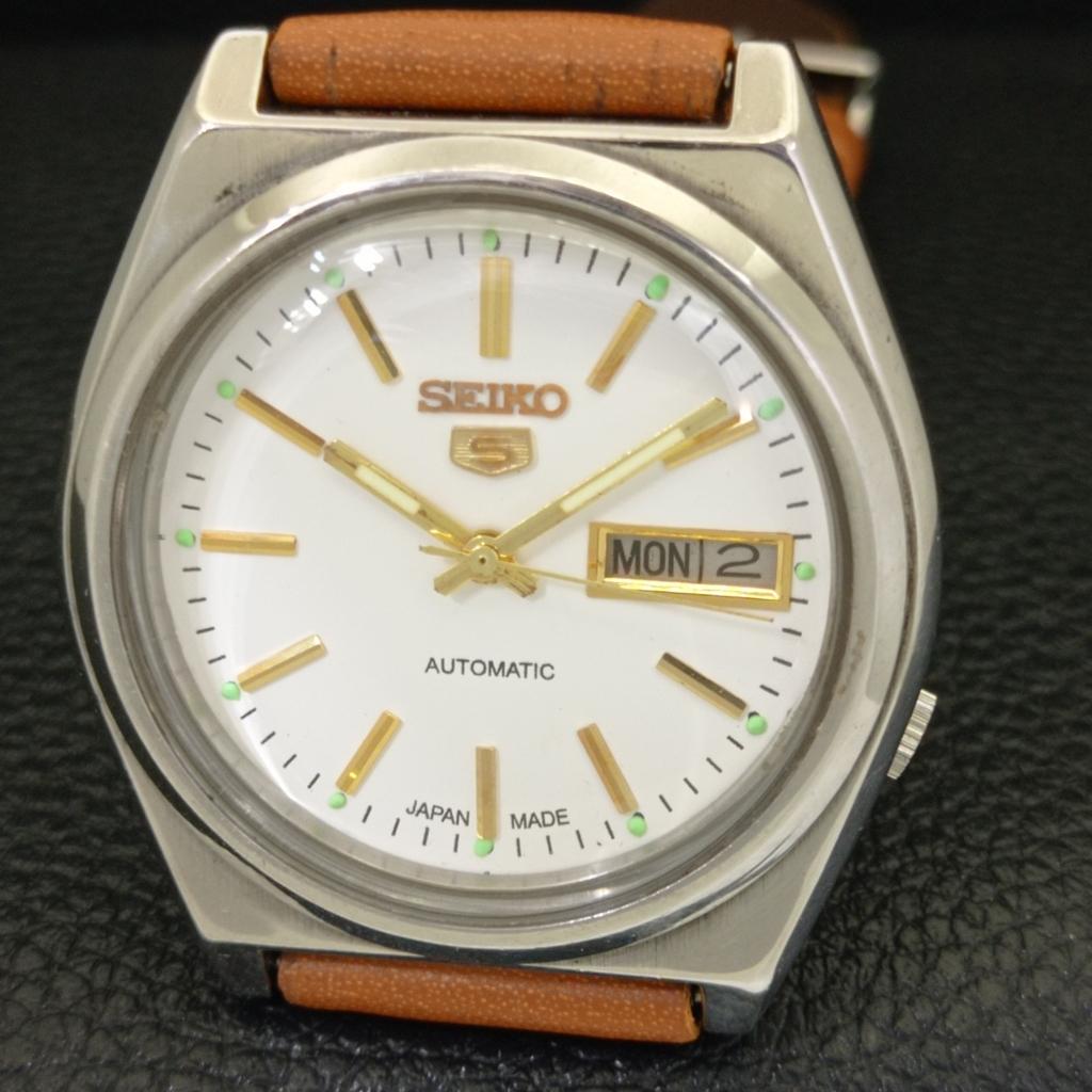 VINTAGE SEIKO 5 AUTOMATIC 7009A JAPAN MENS WHITE COLOR DIAL WATCH a702611-1 R209-a702611