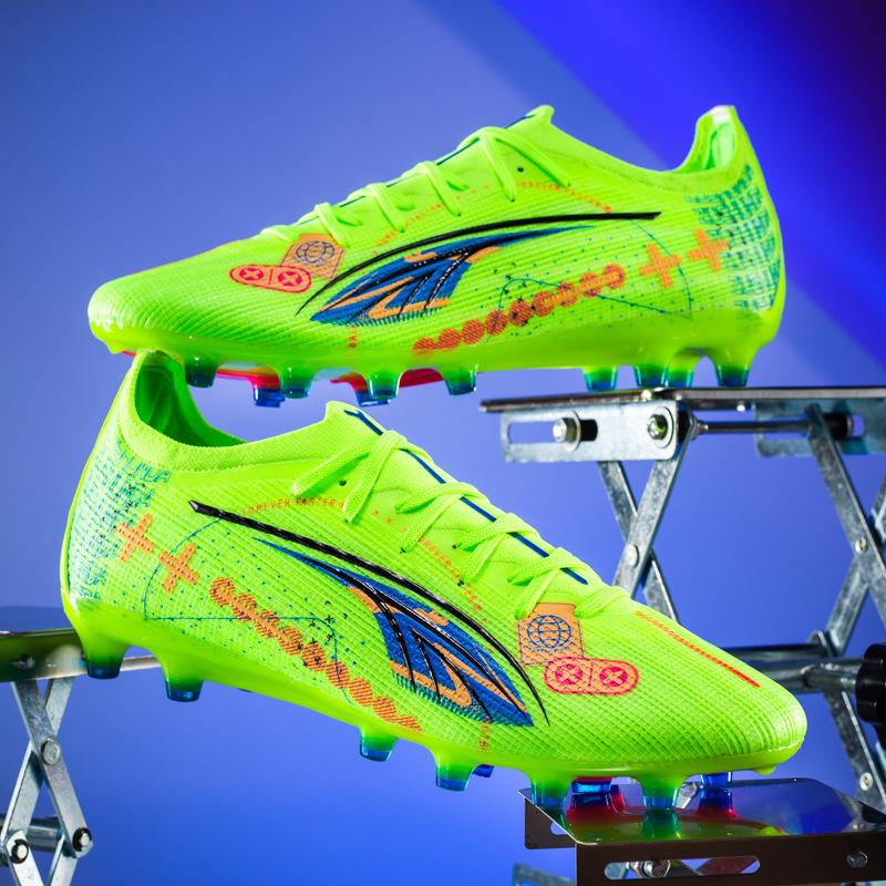 Low-top thorn 15 football shoes World Cup tf broken nails artificial turf AG nails leather foot training shoes for male and female students