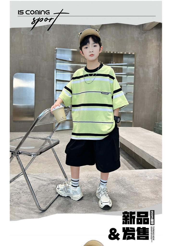 Children's Summer Sports Set 2026 New Fashionable and Handsome Short Sleeved Summer Clothes for Middle Aged Children, Boys and Students