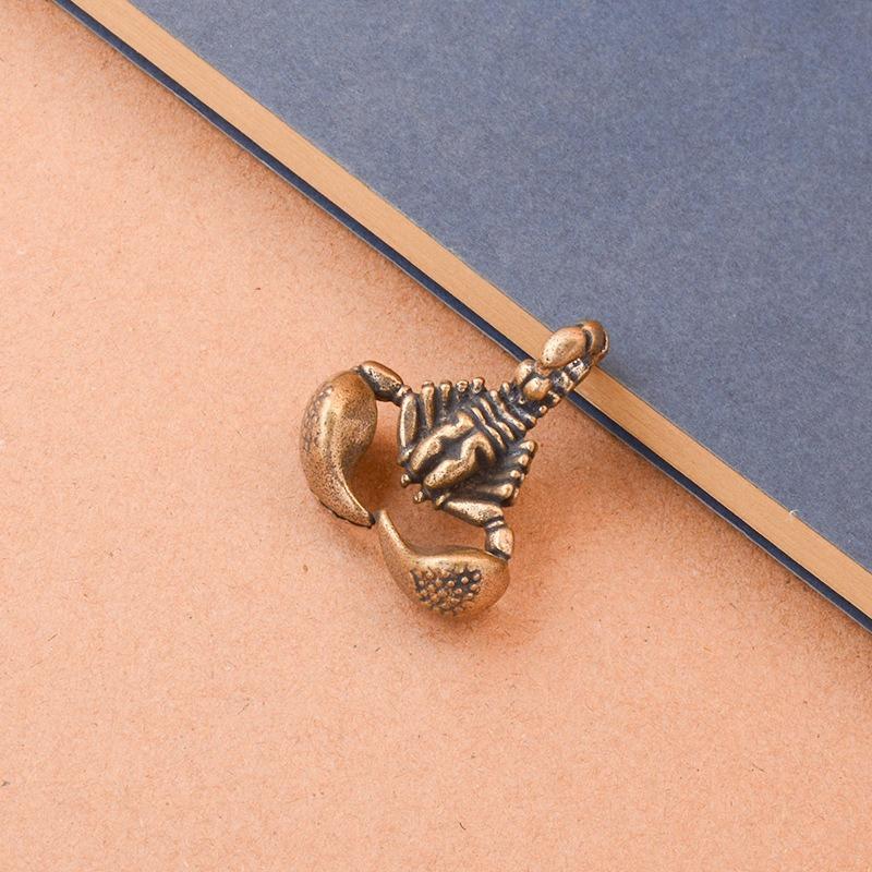 8g Solid Brass Scorpion Statue Miniature Figurines Vintage Brass Animal Sculpture Decorative Home Decoration Desk Ornaments