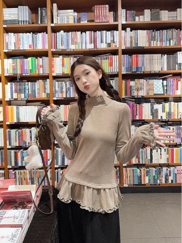 Korean Style Slimming Ruffle Turtleneck Women's T-Shirt for Autumn/Winter