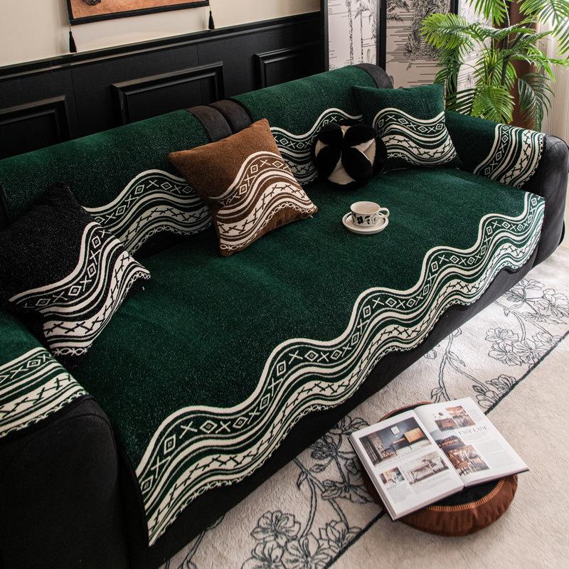 

Special-Shaped Bohemian Sofa Cushion Universal Fixed Non-Slip Bright Silk Sofa Cushion New Cover 70*70cm