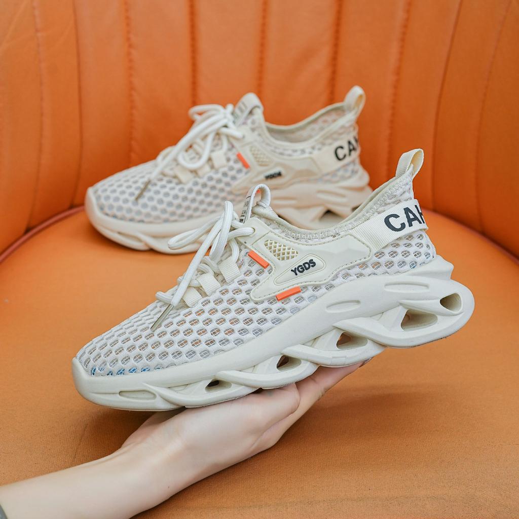 Fashion Trendy and Minimalist Sports Shoes 2024 New Breathable Mesh with Increased Anti Slip and Versatile Casual Vulcanized Shoes