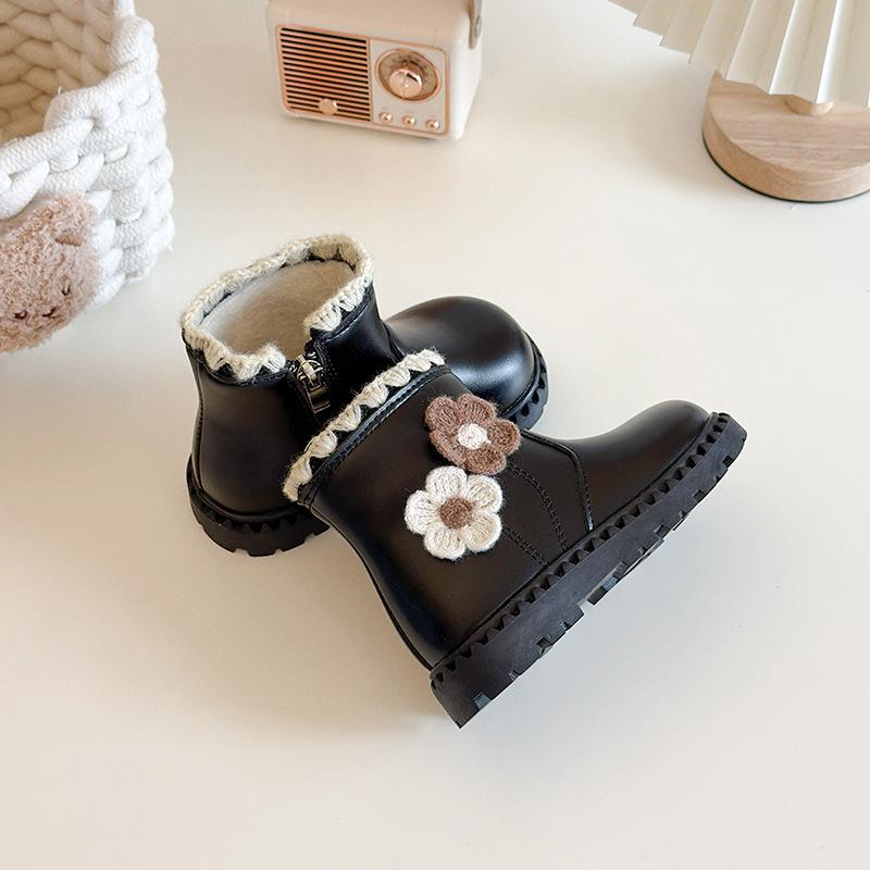 Girls cute flower short boots velvet Martin boots 2025 winter new baby girl foreign leather boots children's cotton boots
