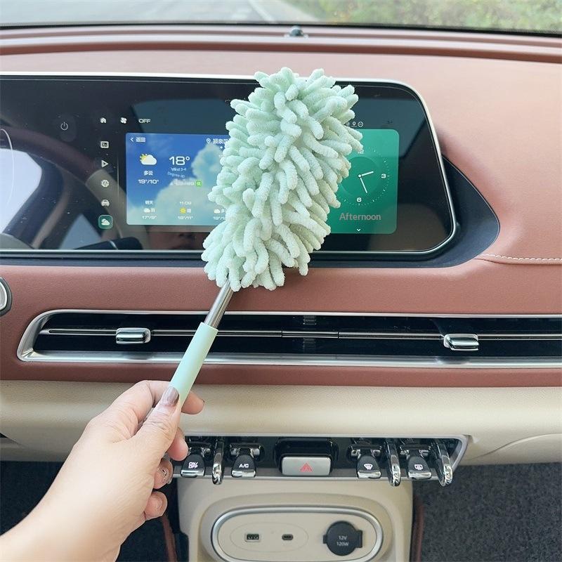 Extendable Duster Made of Soft Chenille for Gentle Cleaning Suitable for Electronics