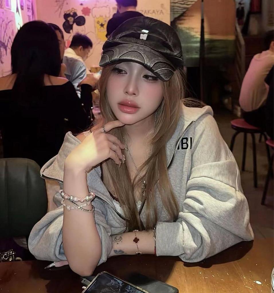 [USED] Sold Out Immediately Atiissu Cap