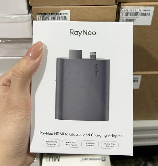

Thunderbird Ray Neo HDMI Adapter: Play & Charge Simultaneously for Big Screen Gaming & Screen Mirroring