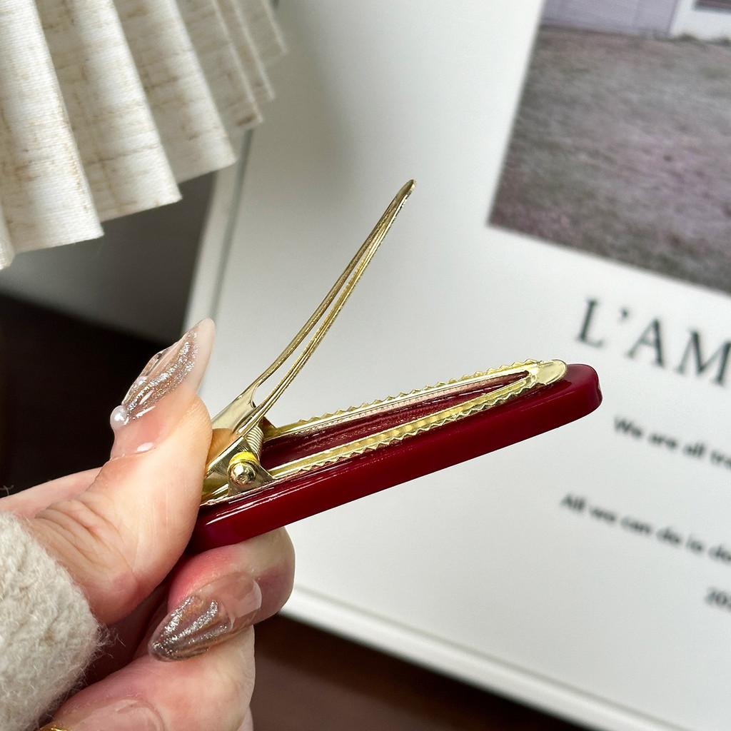 Duckbill Fashionable 64cm Hair Clip For Women Offering Sweet And Cute Style For Wear Daily