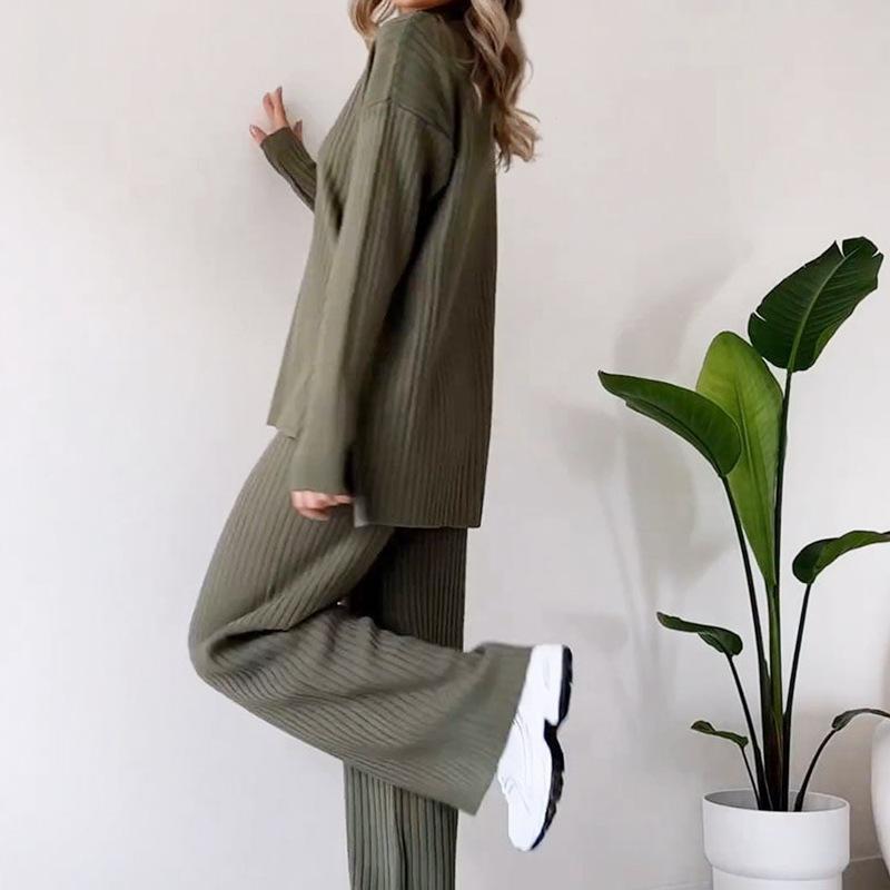 HNXC Two-piece Set of Women's Fashionable Casual Straight-leg Pants with A Loose and Elegant High-neck Tapered Knitted Suit