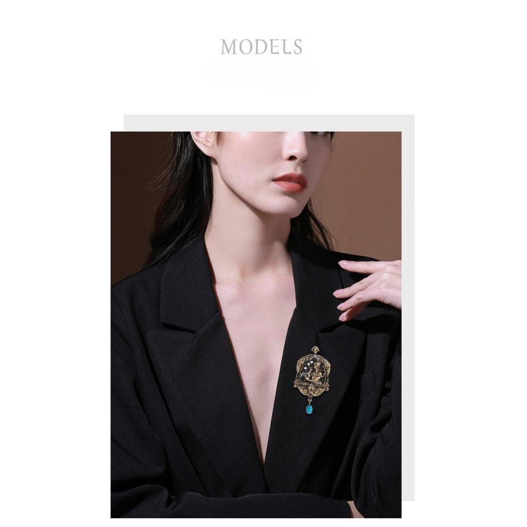 European and American retro court style alloy brooch medieval vintage heavy industry old princess corsage pin jewelry