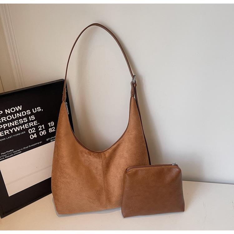 Premium sense retro bag women 2025 new shoulder bag large capacity commuter tote bag underarm mother bag tide