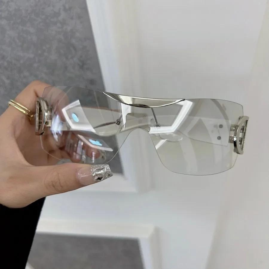 Casual Square Sunglasses Women Men Gradient Sun Glasses Female Male Designer Brand Lovely Travel Outdoor