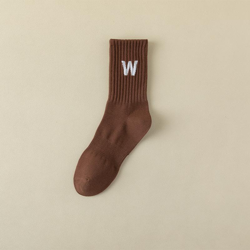 Female Spring and Autumn Fashion New Cotton Sports Tube Socks