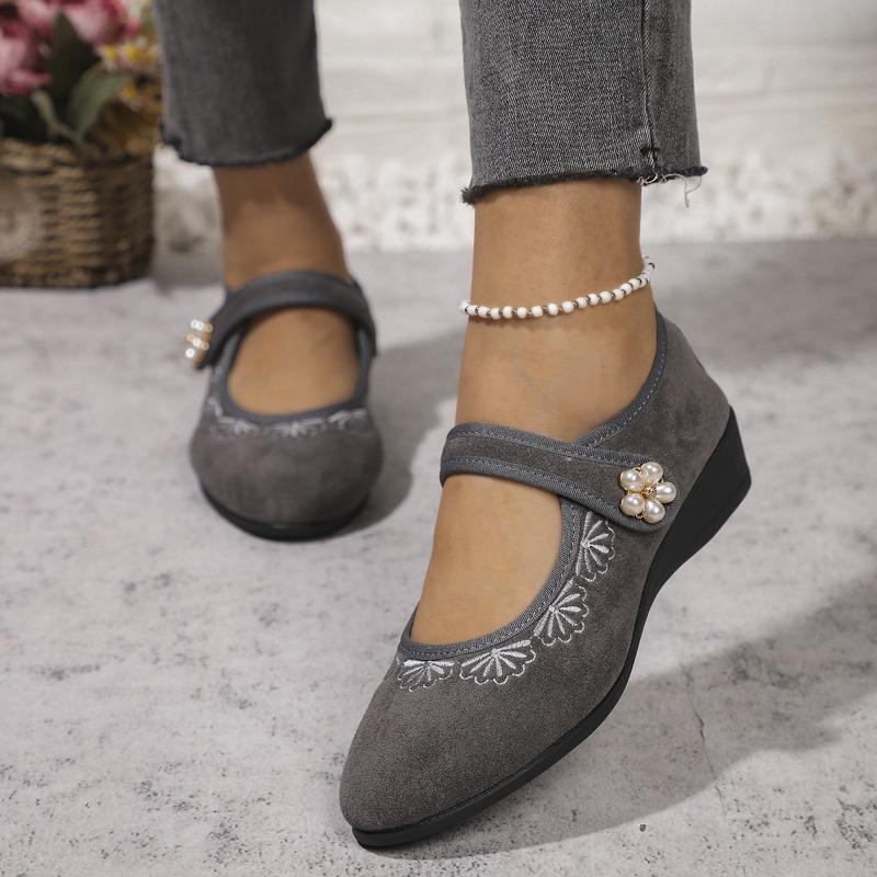 Damen Frühling Neue Mode Ethnische Stil Stickerei Schuhe Atmungsaktiv Keilabsatz Weiche Sohle Rutschfest Lässig Stoffschuhe Damen