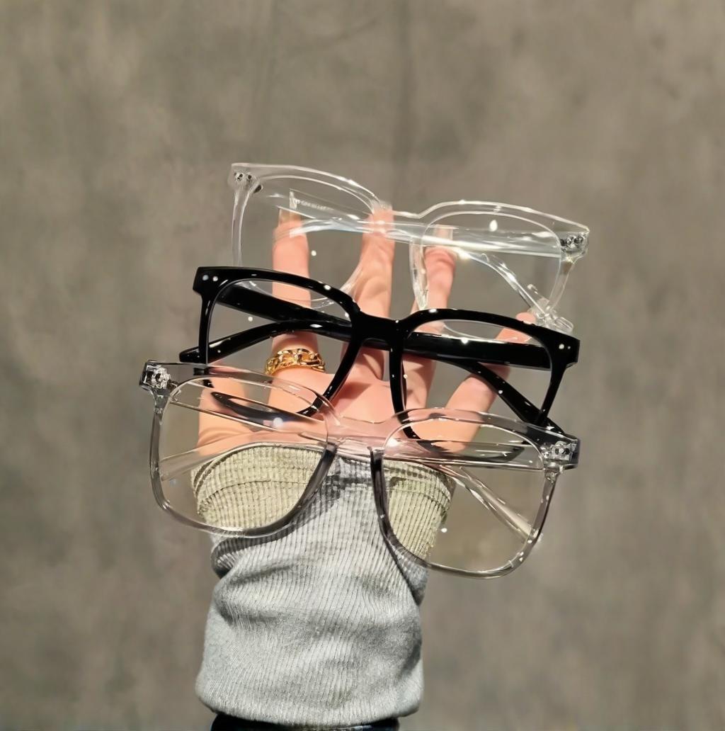 

2025 Fashion Box Glasses, Casual Trendy, No Makeup Artifact, Small Face Display, Versatile for Daily Use, Female