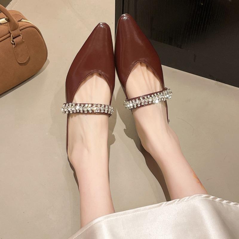 Fashion Womens Slippers with Flat Heel Close Toes Rhinestone Anti Slip Versatile 2025 New Summer PU Multi Colored Flat Bottom Slippers