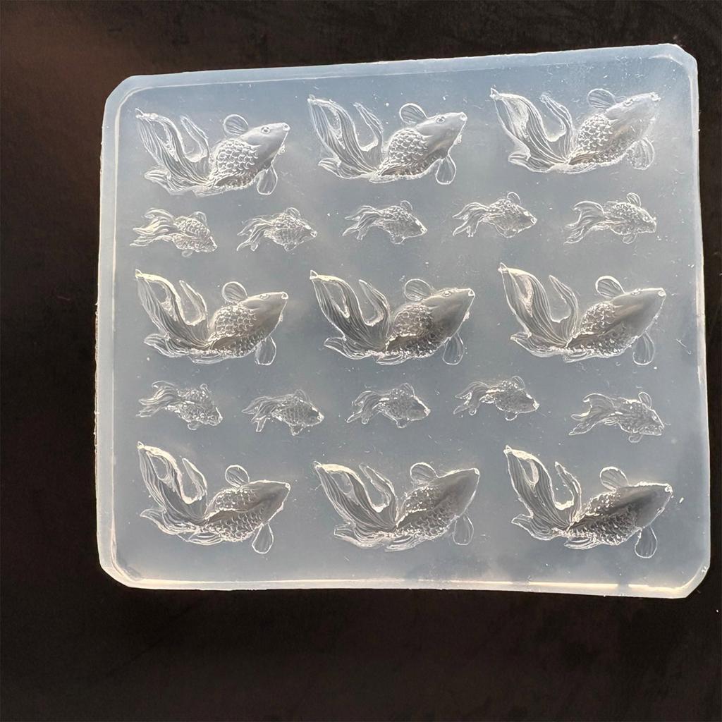 Forma Silikonowa Kształt Złotej Rybki Forma na Akcesoria Unikalne Formy do Tworzenia Biżuterii z Żywicy Epoksydowej dla Entuzjastów Rękodzieła