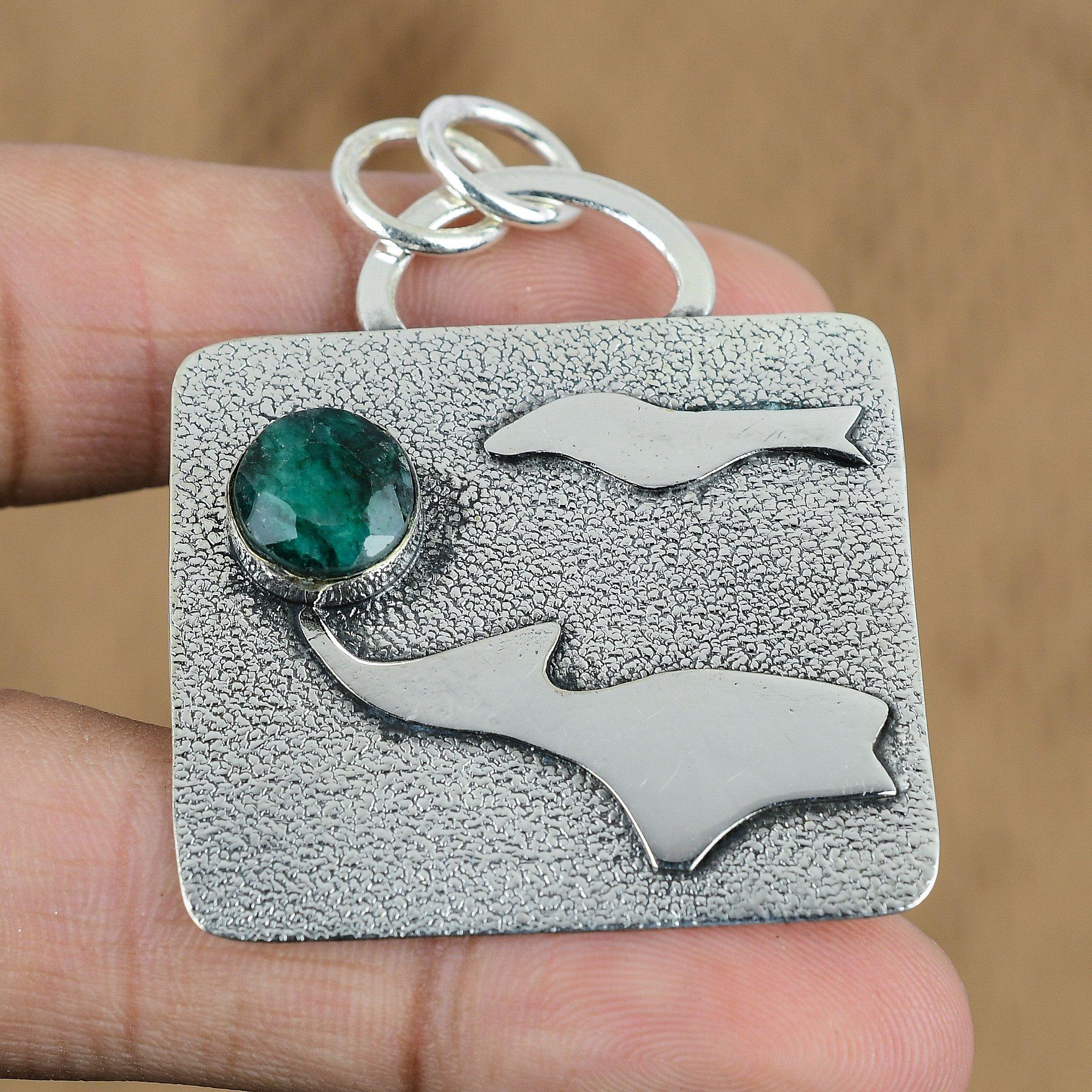 

Natural Zambian Emrald Gemstone Pendant 925 Sterling Silver Jewelry For Women