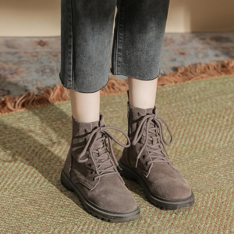 18-96 autumn and winter new solid color washed suede leather Martin boots source thick-soled medium boots children's versatile trend