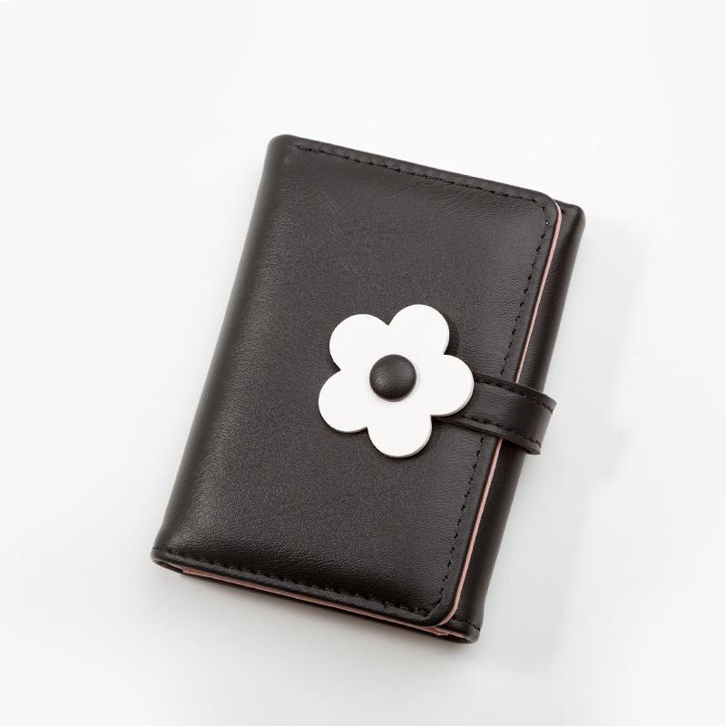 Fresh Daisy Trifold Student Wallet - Simple, Sweet, and Cute Japanese-Korean Style