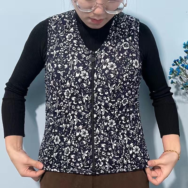 2 Winter New Fleece Fleece Cotton Vest Women's Lamb Fleece Fur Integrated Thermal Vest Mother Coat