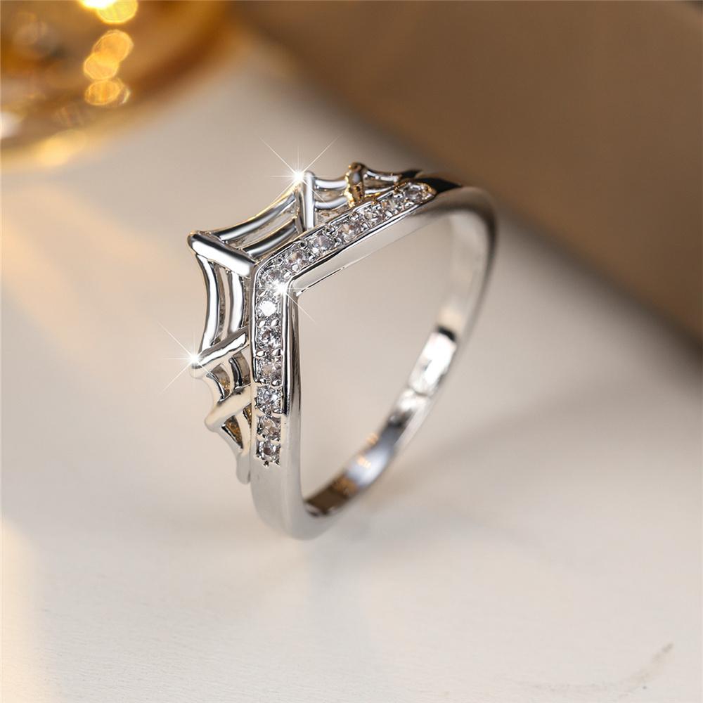 Luxury Female White Crown Round Zircon Stone Ring Dainty Silver Color Wedding Jewelry For Women