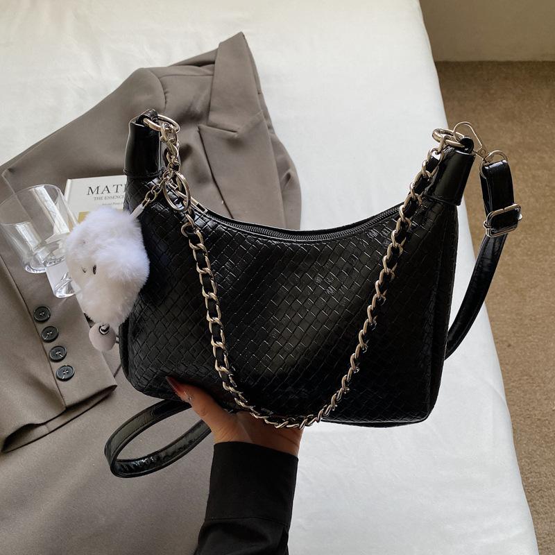 Large-capacity Bag Women's New Summer Versatile Messenger Bag Simple Casual Commuting Shoulder Tote Bag