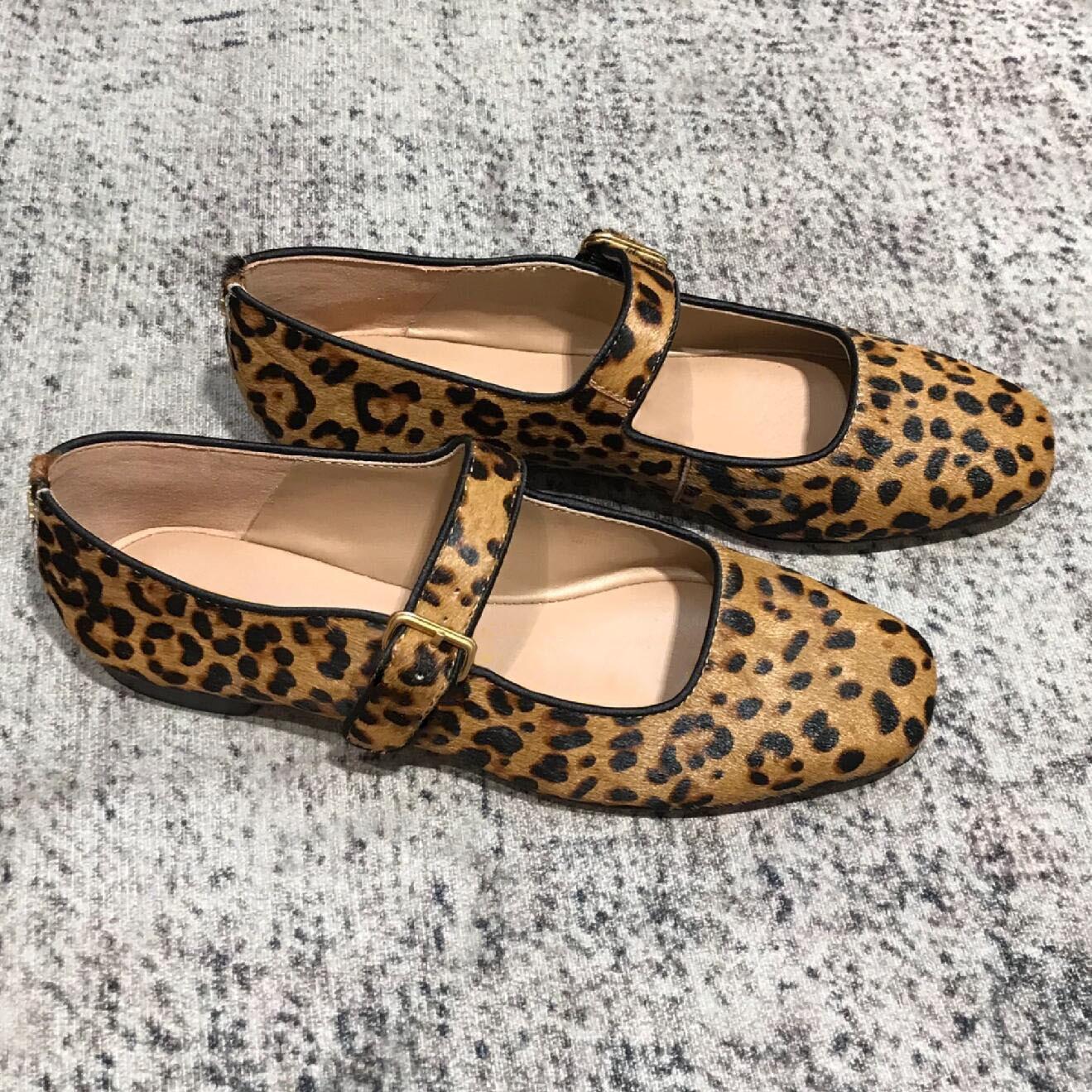 

Sheepskin version~ French leopard print leather flats Mary Jane women s shoes one-word buckle strap square head soft sole single shoes ladyshoes 35