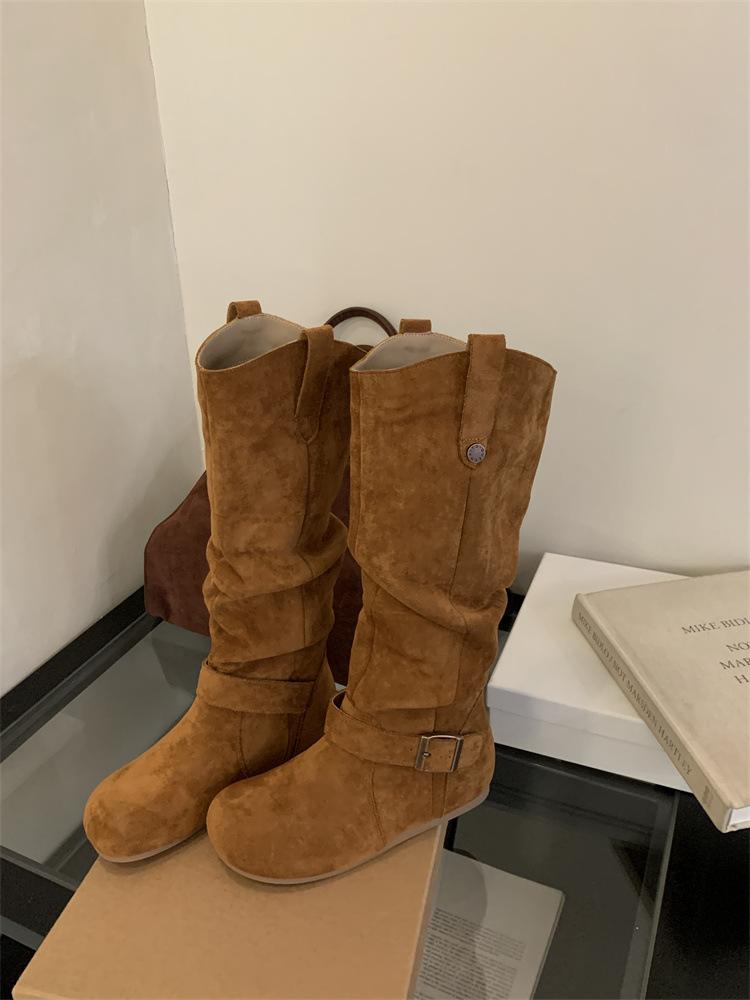 

Митинг ретро внутренние увеличивающие рост плоская подошва ковбойские сапоги женские 2025 новые матовая замша низкий каблук высокие сапоги 39 коричневый