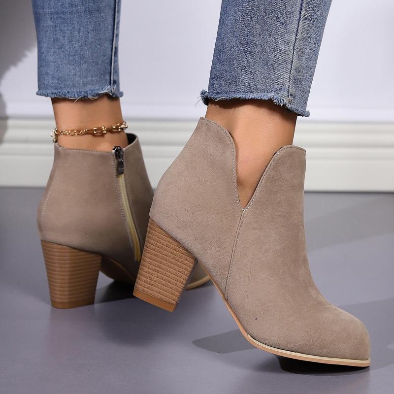 Large size high-heeled fashion boots autumn and winter new short tube outer wear side zipper fashion women's boots wish