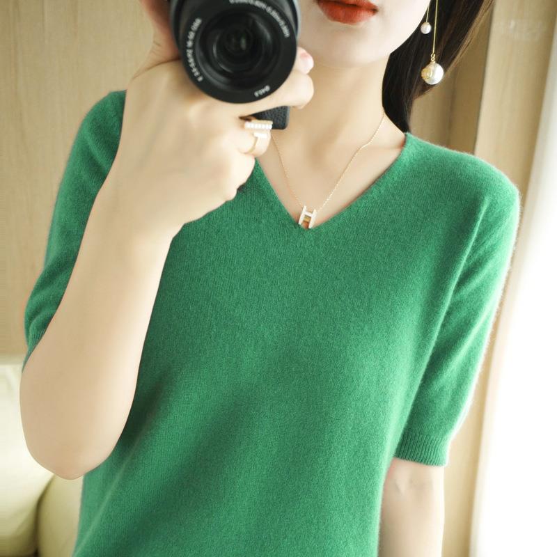 New Spring Short-sleeved Autumn and Winter Sweater Sweater V-neck Half-sleeve Trendy Versatile Korean Style Loose Bottoming Shirt T-shirt for Women