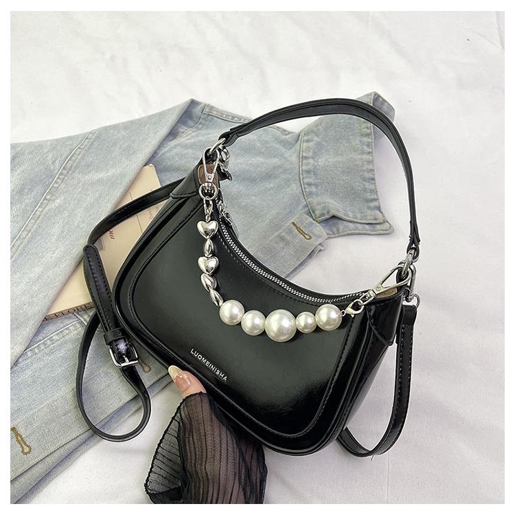 

Premium hand carry dumpling bag women s Korean version fashion shoulder bag 2025 versatile new simple casual messenger bag чорний