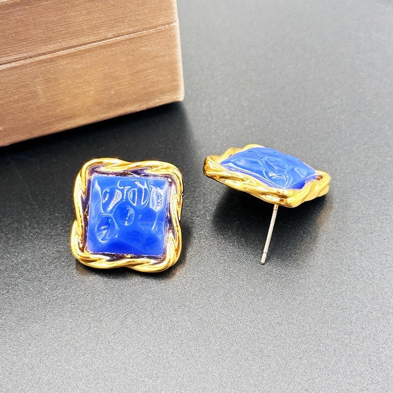 Retro High-End Women'S Earrings Geometric Simple Square Stud Earrings