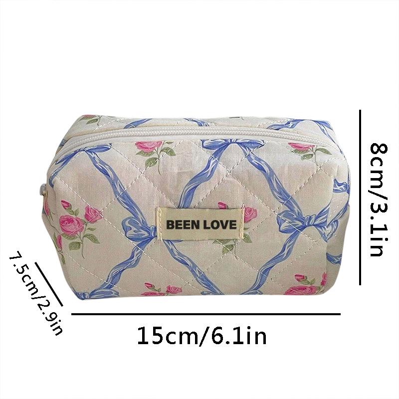 Quilted Court Style Large Capacity Portable Makeup & Toiletry Bag