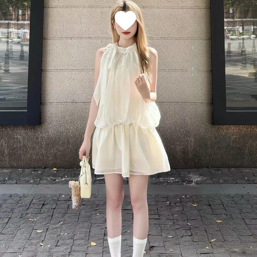 French sleeveless neck dress women's summer new temperament chiffon vacation short skirt