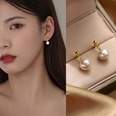 French Pearl Earrings Women's New Stud Earrings Niche Earrings Autumn and Winter Temperament Earrings