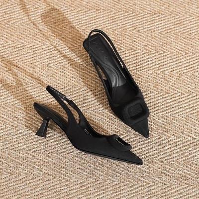 Célébrités Internet populaires sandales Baotou pour femmes été fines chaussures pour femmes boucle carrée avec creux chaussures simples talon aiguille talons hauts