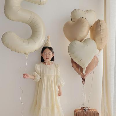 Erster Geburtstag Kinderballons mit Zahlen für Partydekorationen und Foto-Requisiten.