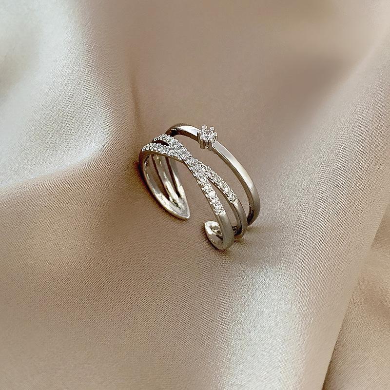 Internet Celebrity-Style Zircon Cross Ring: Chic, Minimalist, High-End Design for Women