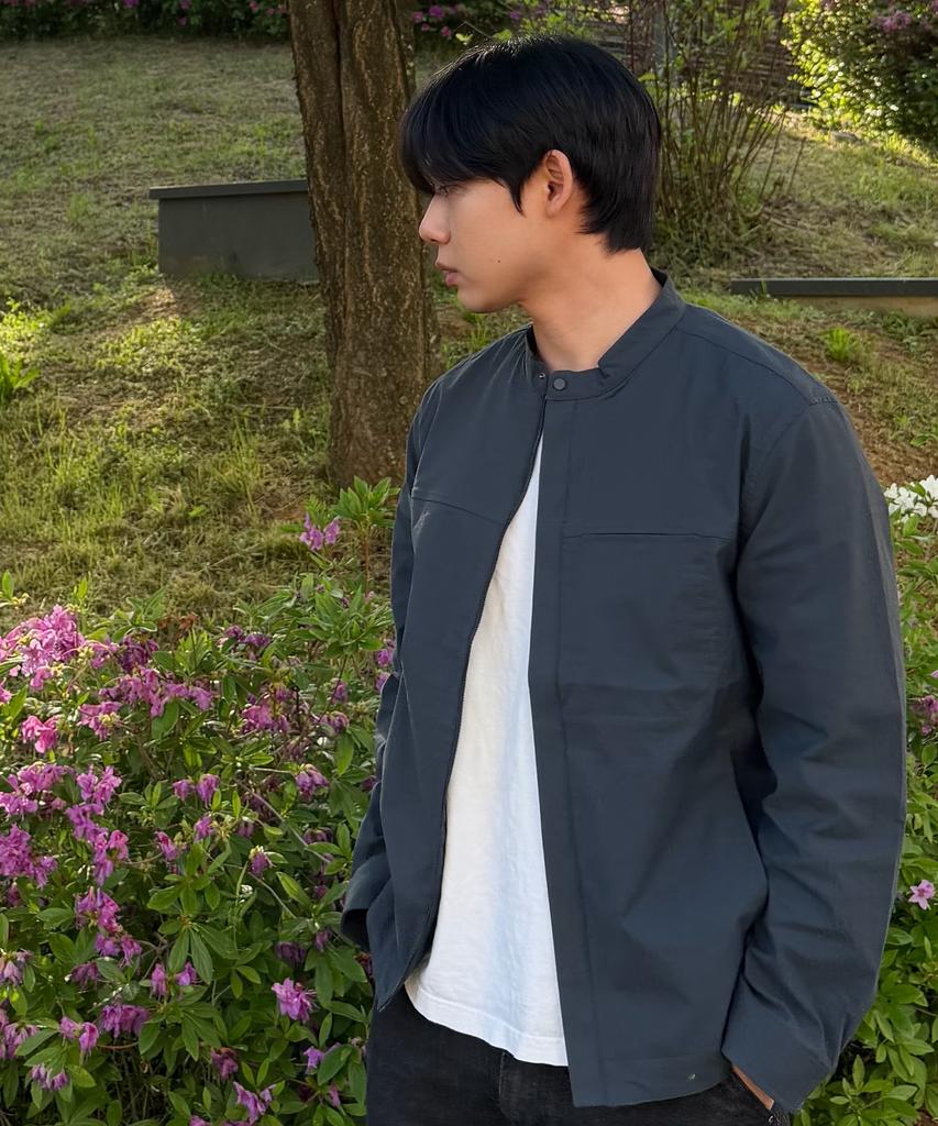 Mindbridge Minimal Semi-Regular Fit Blouson - 2 Colors