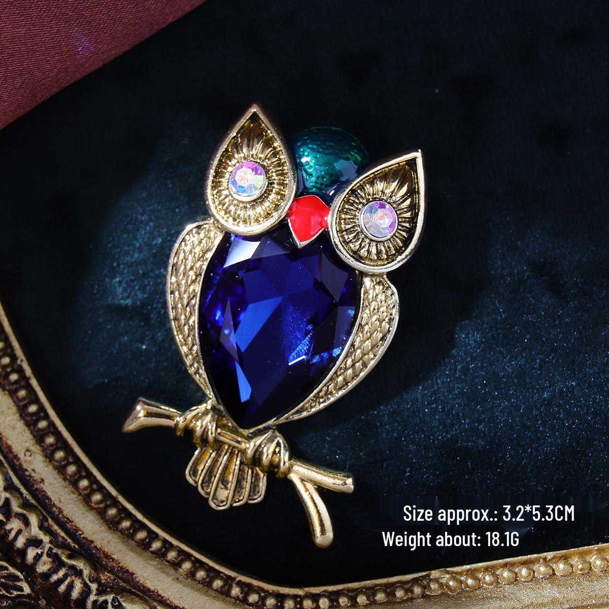 

Брошка Фенікс Павич Сова: Елегантна жіноча шпилька-корсаж