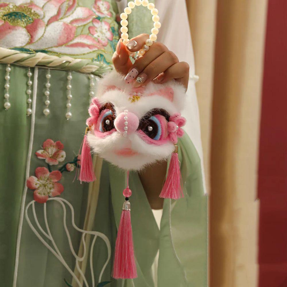 Handheld New Year Luminous Lantern Twisted Stick Lion Lantern Keychain Plush Lion Pendant  Children