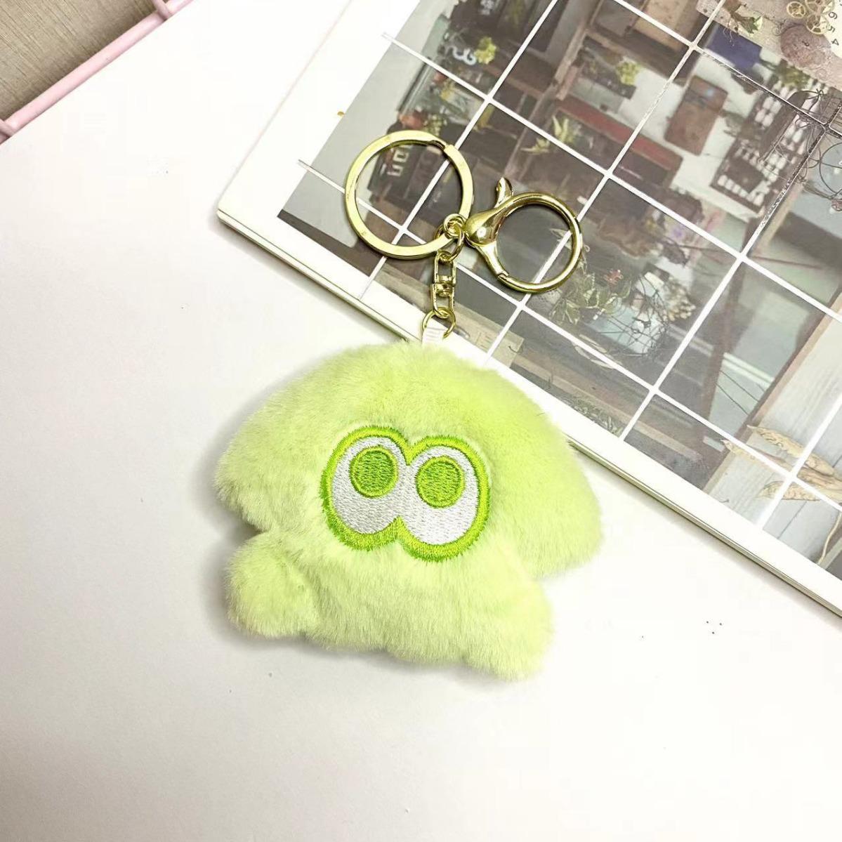 

Adorable Squid Plush Keychain - Cute Pendant for Bags, Cars & Gifts 8 cm
