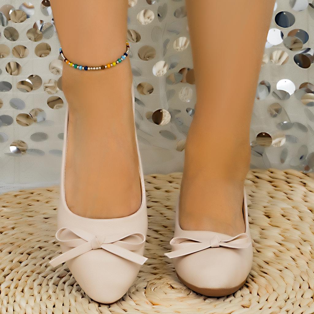 2026 New Women Comfortable Flats Shoes Fashion Slip-on Loafers Elegant Flat Shoes Ladies Lightweight Outdoor Sneakers Women