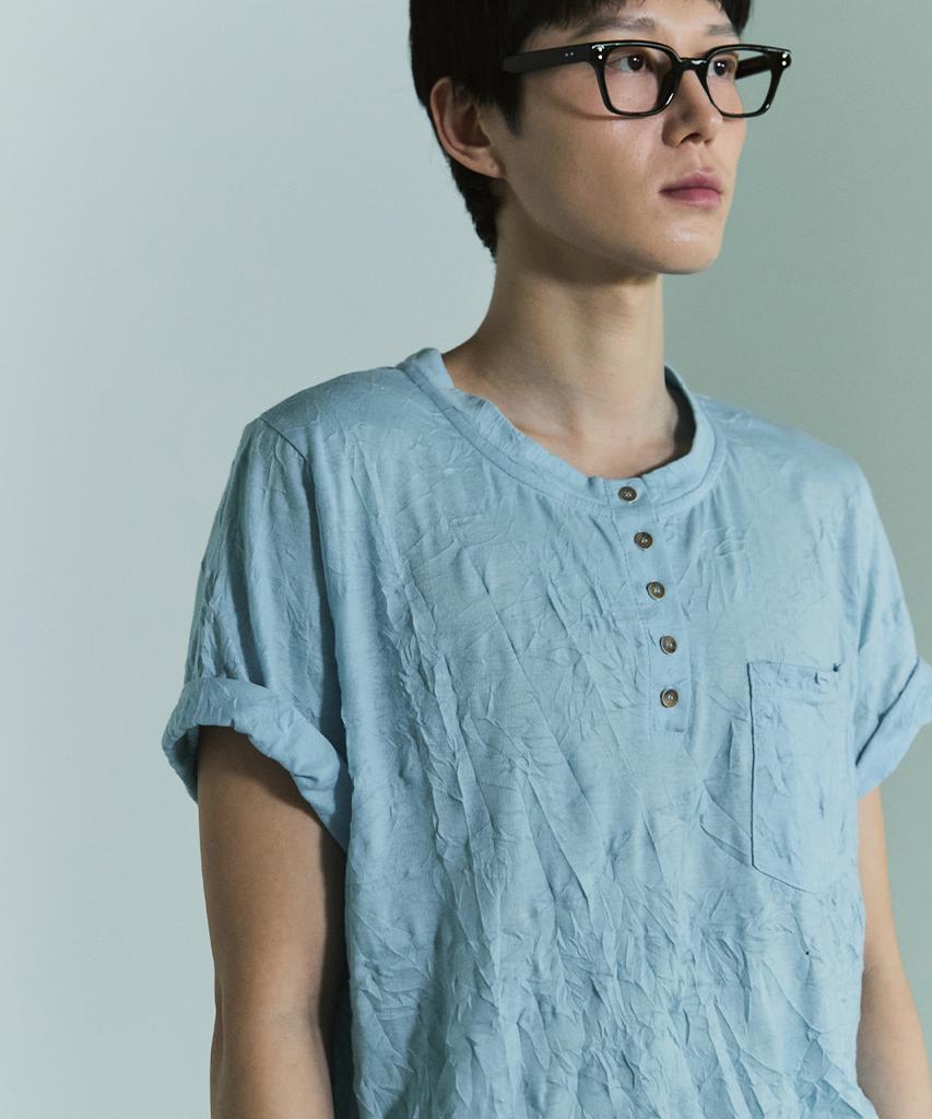 Beullusseonpeullawo Textured Henley Neck Short Sleeve T-Shirt [Blue]